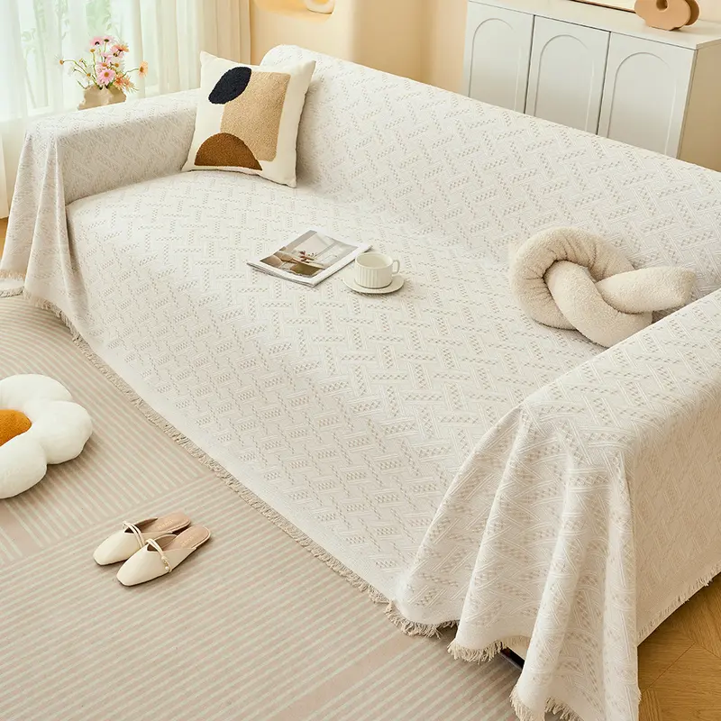 Mengubah Rumah Menjadi Tempat Cozy dengan Detail Kecil